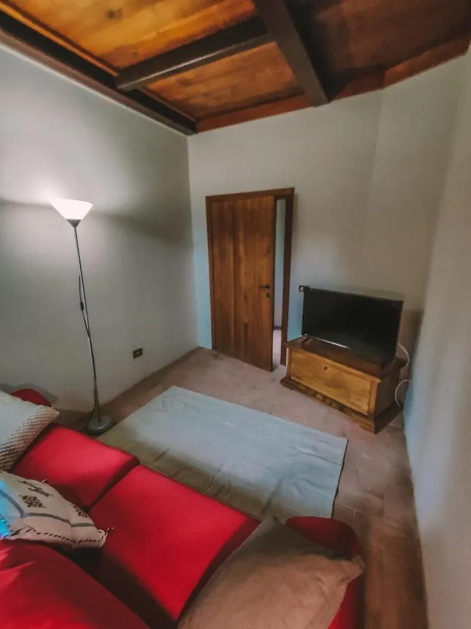 Vakantieboerderij Parulia Country House Arezzo Italië