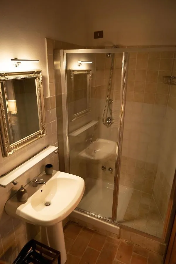 Parulia Country House Arezzo 0*,  Italy